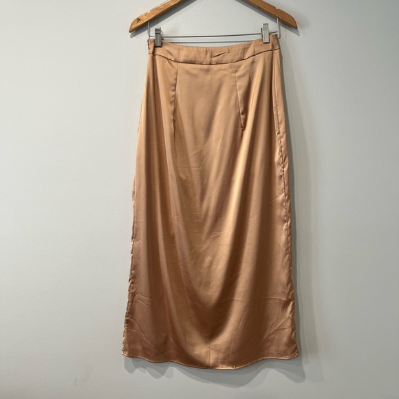 Gold Satin Slip Skirt, size L - Picture 5 of 10